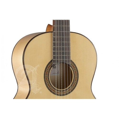 Alhambra 8.206 Flamenco Pure C/Golpeador Guitar 3F - Natural