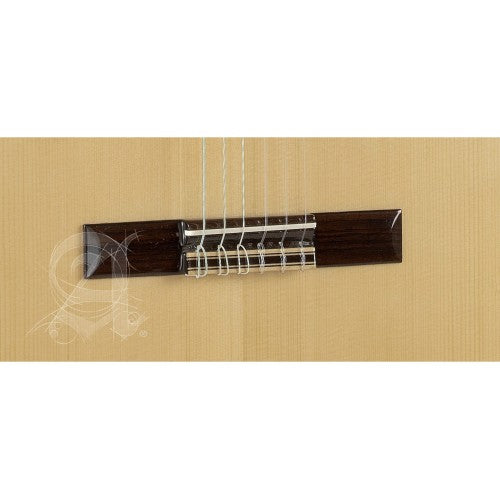 Alhambra 8.206 Flamenco Pure C/Golpeador Guitar 3F - Natural