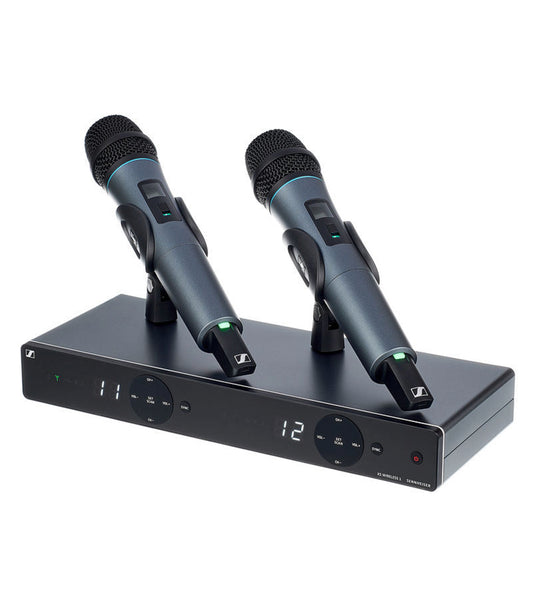 Sennheiser XSW 1 Dual Vocal Wireless System with 2 E 825 Handheld Dynamic Cardioid Microphone